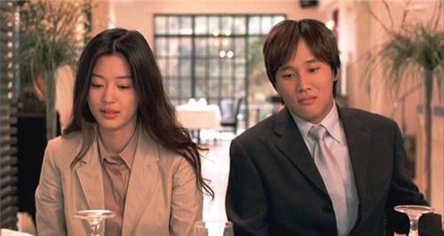 《我的野蠻女友》17年了！他已離世，她嫁豪門生兩胎，而他名利雙收成人脈王！