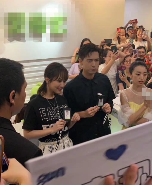 大S說她從小美到大，但沒想到阿雅女兒比她女兒漂亮這麼多！ 