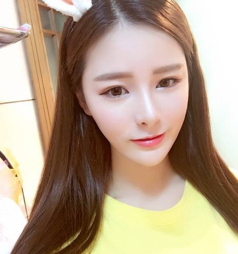 8歲少女花100萬整成迪麗熱巴，網友：比熱巴還漂亮！！ 