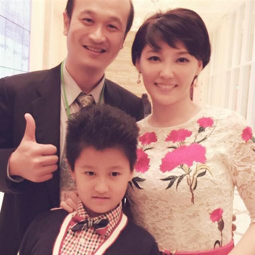 姊弟差11歲！反派一姊「10年沒避孕」40歲才產女　嫁地主「夫妻經營2千坪民宿」為愛引退