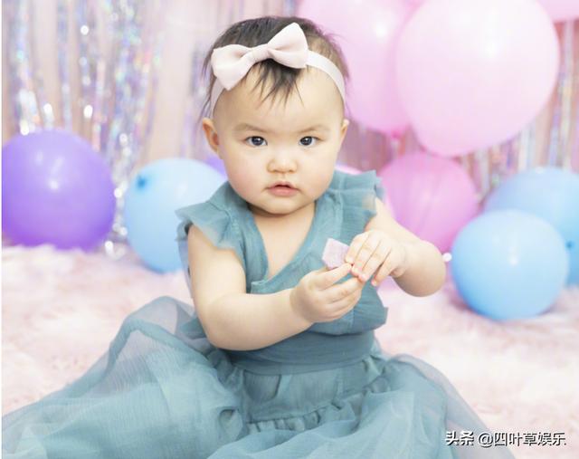 有種「基因」叫熊黛林女兒，同是一個爸媽生的，模樣卻大不相同