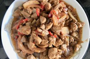 豬肝這樣炒，鮮嫩爽滑，是女兒最喜歡吃的一道下飯美食之一