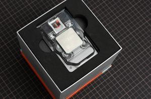 打造萬元遊戲神機 Ryzen9 3900X+RTX2070S問你服不服？