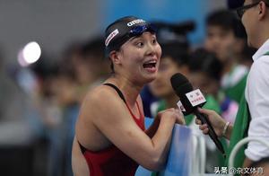 傅園慧身邊的她被央視忽略！她等待採訪，被轉播人員無視