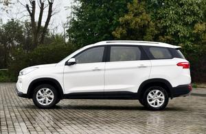 不用踩離合，這7座SUV只賣6.8萬，進化的"國民神車"依然熱賣