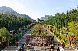 探秘神龍架，武當山，三峽之旅
