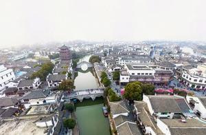 安徽合肥肥西縣一個大鎮，是國家5A級景區，入選全國重點鎮