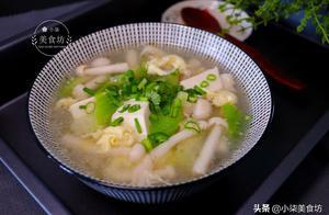 伏天，多喝這道湯，簡單清爽不油膩，連喝3碗不長肉，盆底都不剩