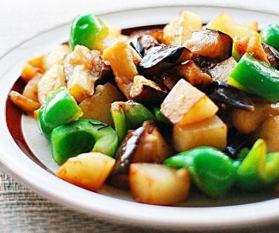 茄子最有營養的13種做法，比肉好吃多了，就兩個字：下飯