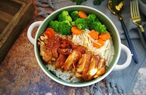 照燒雞腿飯的家常做法，不用一滴油，不用買照燒汁，成本不足10元