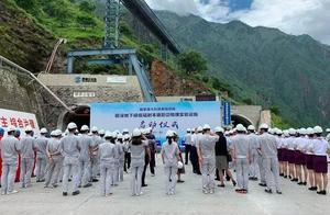 在四川地下2400米的實驗室探索宇宙奧秘是一種神馬體驗？