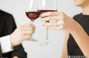 酒局躲不掉，醉酒後試試這3種食物，能幫助大腦恢復清醒