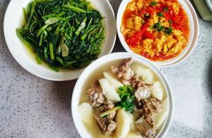 孩子放暑假這湯要多喝，營養豐富促消化，肉爽湯鮮，好喝還消暑
