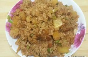 土豆燜飯，醇香可口，勁道黏軟，營養豐富，簡單方便味道好