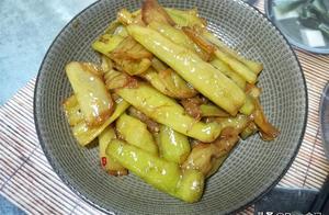天熱這道家常菜酸辣過癮，簡單一炒讓你胃口全開，再沒食慾也不怕