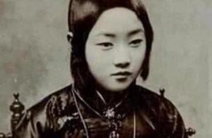 她是民國奇女子，五位總統輪番向她示愛，最後她卻嫁給一個病夫