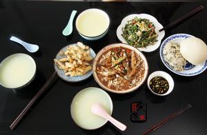 晚餐做了3道菜，老公：有菜有肉味道好，一點也不比飯店差