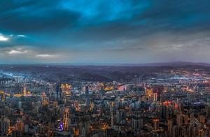 西部最迷人的城市，有「晚上小香港」之稱，美得如星辰大海
