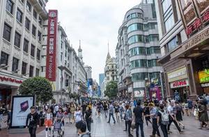 從實體店老闆變成外賣小哥，他整整糾結了三年