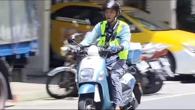日曬雨淋！開單員「每天開出2000張單」為生活拚了　月薪飆超高「一份抵兩份工作」