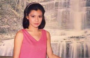她是周潤發前妻，16歲出道，17歲紅遍亞洲，如今60歲成這樣