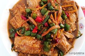 做紅燒帶魚時，試試加入「它」，更加美味
