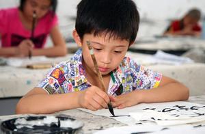 如果你想快速毀掉孩子的專注力，就多給他報一些興趣班吧