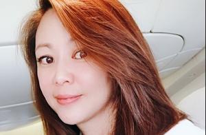 香港情歌天后，與鄭嘉穎苦戀6年無果，如今嫁入豪門無兒無女