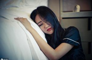 女人，你為什麼總是沒有安全感？試試這幾點，你會踏實不少