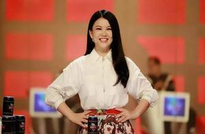 43歲李湘氣質不減當年，從她身上詮釋了自信的女人最美麗