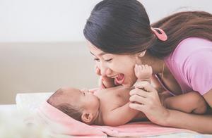 想讓寶寶聰明、早點開口說話，1歲前應該多做這樣的交流！