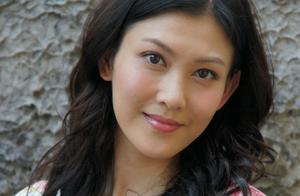 「艾莉」李彩樺新造型，印度服飾搭頭紗變異域美人，美得不一樣了