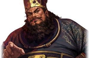 他是挾天子以令諸侯的鼻祖，貨真價實。曹操只是效仿他的做法而已