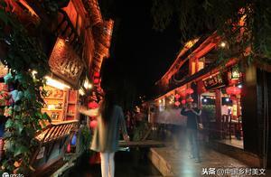 中國古鎮——周莊，芙蓉鎮，鎮遠，麗江... ...