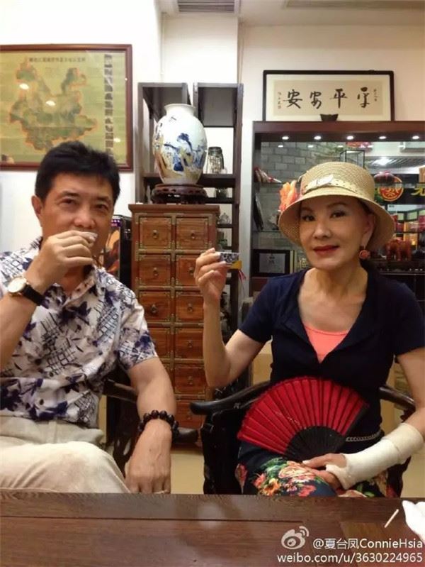 她慘被離婚、兒子癌症過世，68歲凍齡活出少女人生！