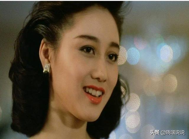 曾被利智插足！當年沒儀式「挺肚陪夫去美國發展」遭李連傑拋棄20年，「獨自帶大2女侍奉公婆」今收穫幸福！