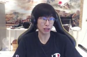 包子SOLO輸給青蛙，觀眾噴道：你輸給一個玩輔助的，丟不丟人啊