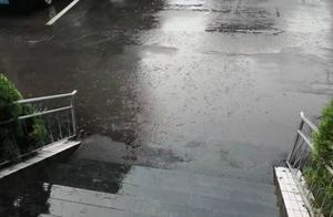 實名羨慕！熱了一天了，河南這個地方下雨了