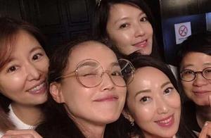 林心如懶理婚變傳聞與姐妹聚餐，打扮粉嫩，與舒淇貼臉合影超開心