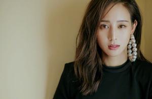 凍齡女神張鈞甯，美貌與智慧並存，酷愛健身，人稱「女版彭于晏」
