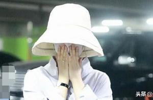 趙麗穎卸貨4月後首現身，渾身上下只露倆眼，網友：引起極度舒適