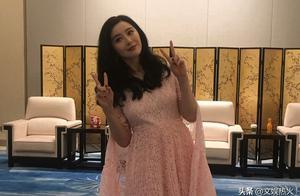 范冰冰胖成了賈玲，身材臃腫讓人認不出！網友：懷孕了嗎？