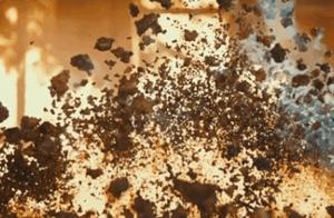 暑期檔最「燃」大片，卻把我看哭了