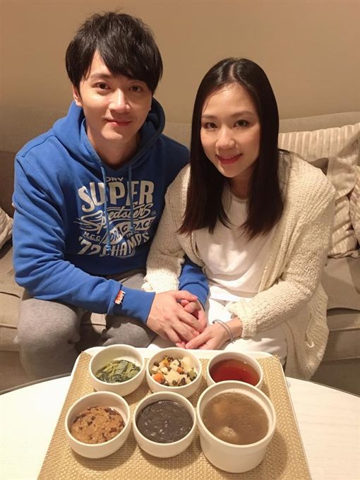 與王瞳搞婚外情！馬俊麟「滅火直播」被老婆狠打臉，消息曝光「直播消失」令人摸不著頭緒！