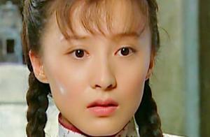 她的氣質不輸趙薇林心如，卻因表情包走紅，44歲身材如少女