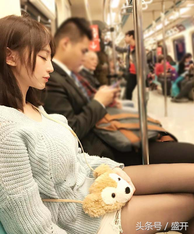 桃園平鎮正妹交通警察Angel Lin，生活照超犯規身材讓人驚呆！