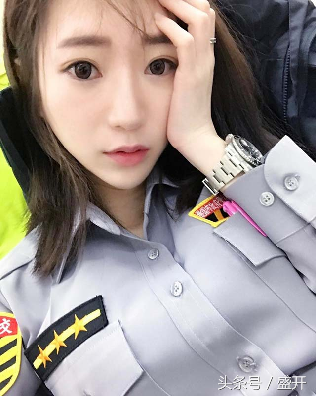 桃園平鎮正妹交通警察Angel Lin，生活照超犯規身材讓人驚呆！