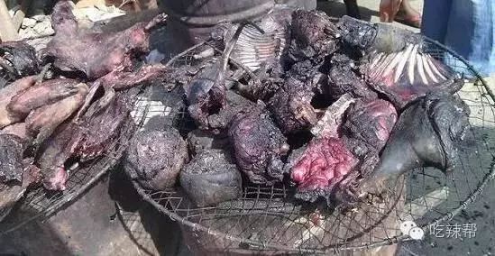 非洲黑人的日常美食，最後一樣噁心到我了！