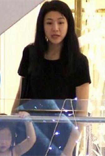 男神秘辛！鍾漢良隱婚十幾年，如今老婆女兒「近照曝光」，竟然是做這麼行業的，老婆竟然賺這麼多年薪高達.... 