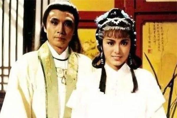 不老男神43歲「娶小20歲嬌妻」一生無子　「38年侍母至孝」憶亡母後悔：50歲第一次抱媽媽